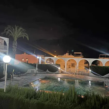 Casa *